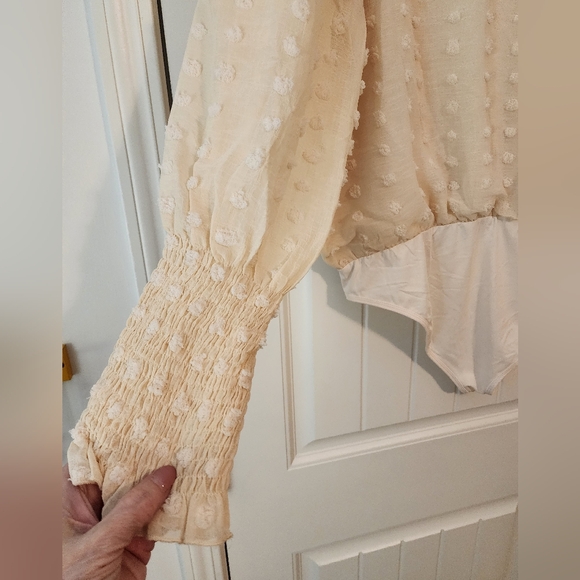 White Burch Cream Textured V-Neck Bodysuit Snap Crotch Romantic Victorian Sz 2X - Picture 6 of 10